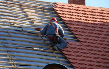 roof tiles Lew, Oxfordshire